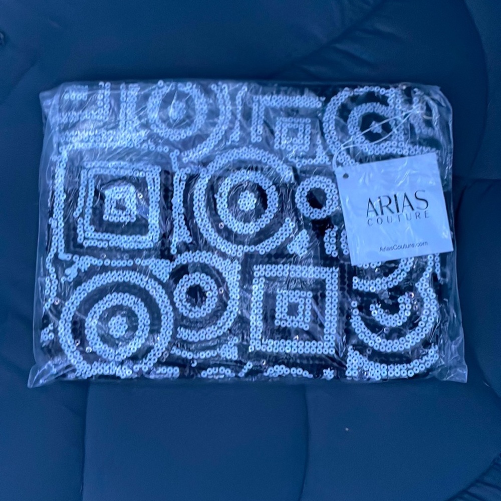 Arias Clutch Purse